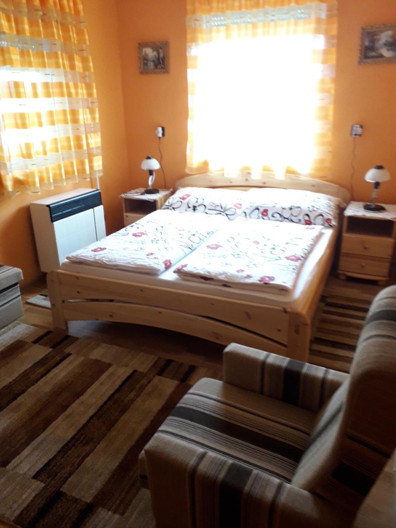 Kelemen Apartmanok Abádszalók Екстериор снимка
